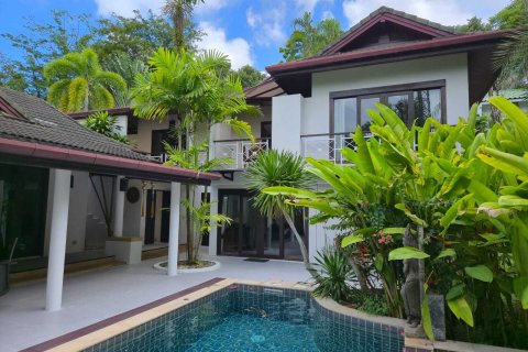 Villa in Phuket, Thailand 5 bedrooms № 162183