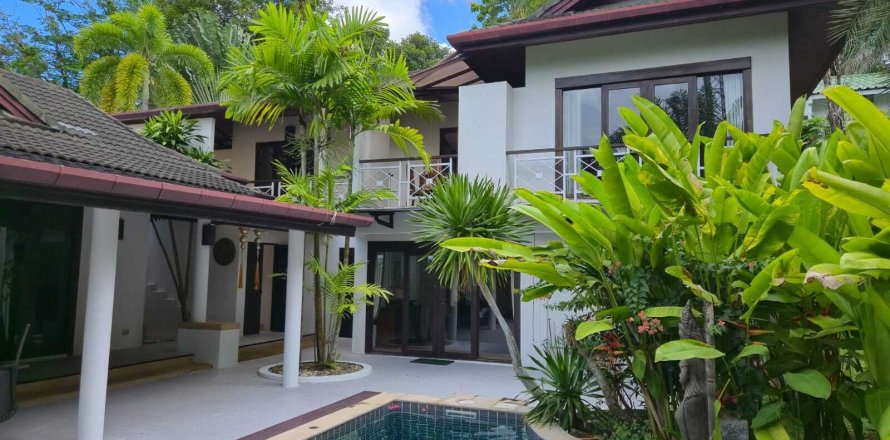 Villa in Phuket, Thailand 5 bedrooms № 162183