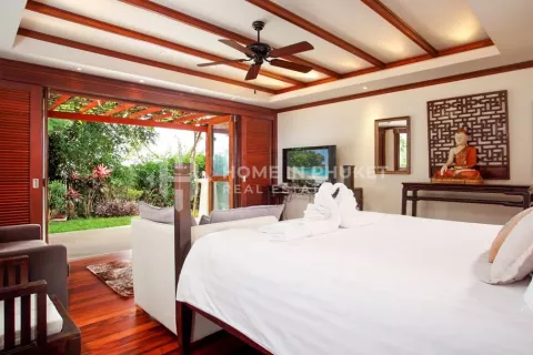 House in Patong, Thailand 3 bedrooms № 134207 - photo 18