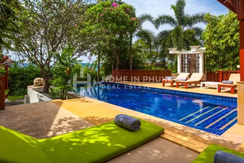 House in Patong, Thailand 3 bedrooms № 134207 - photo 2