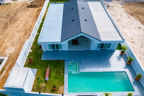 Villa in Pran Buri, Thailand 4 Schlafzimmer № 169922 - Foto 23