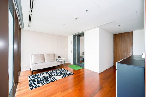 Condo in Pathum Wan, Bangkok, Thailand, 2 bedrooms  № 133743 - photo 15