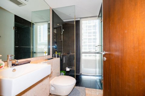 Condo in Pathum Wan, Bangkok, Thailand, 2 bedrooms  № 133743 - photo 13