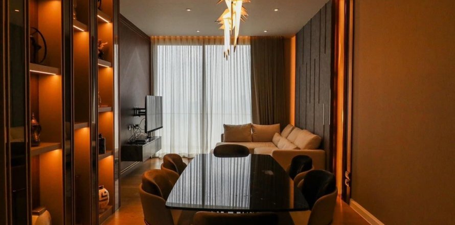 Condo in Khlong San, Bangkok, Thailand, 2 bedrooms  № 133738