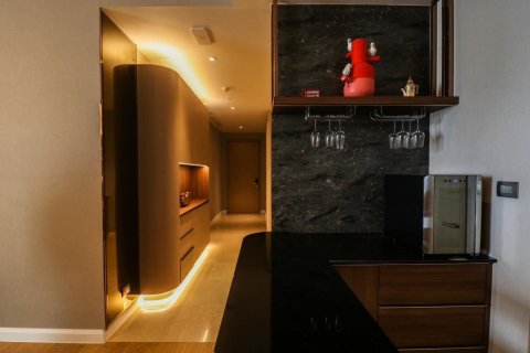 Condo in Khlong San, Bangkok, Thailand, 2 bedrooms  № 133738 - photo 5