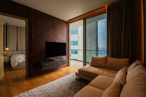 Condo in Khlong San, Bangkok, Thailand, 2 bedrooms  № 133738 - photo 17