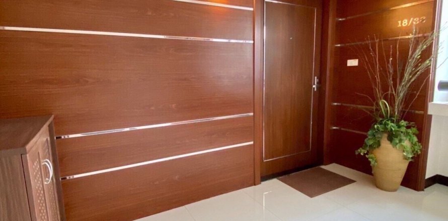 Condo à Watthana, Bangkok, Thaïlande, 3 chambres  № 133742