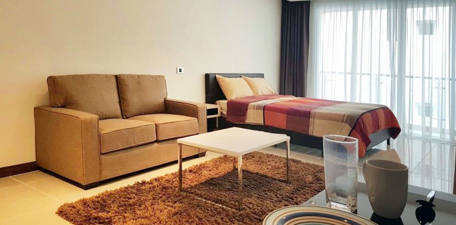 Studio in the Condo in Pattaya, Thailand № 204126
