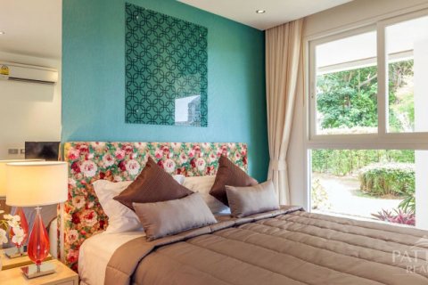 Condo in Pattaya, Thailand, 1 bedroom № 204128 - photo 2