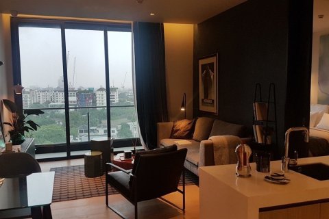 Studio in the Condo in Khlong Toei, Bangkok, Thailand  № 173469 - photo 8