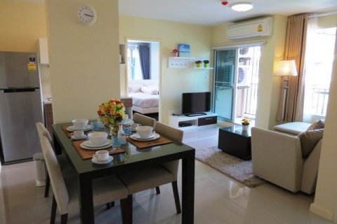 Кондоминиум с 2 спальнями в Ча-аме, Таиланд № 173466