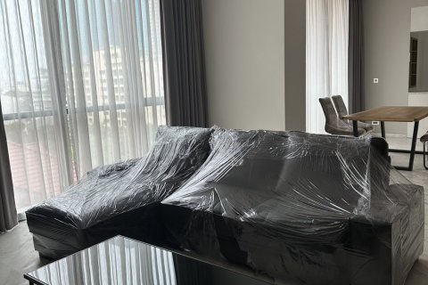 Condo in Watthana, Bangkok, Thailand, 2 bedrooms  № 173465 - photo 1