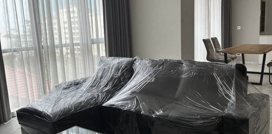 Condo in Watthana, Bangkok, Thailand, 2 bedrooms  № 173465