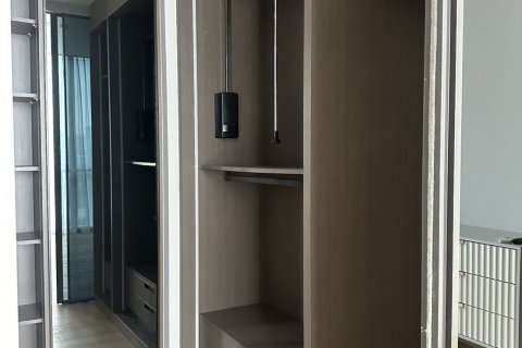 Condo in Watthana, Bangkok, Thailand, 2 bedrooms  № 173465 - photo 7