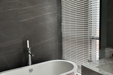 Condo in Watthana, Bangkok, Thailand, 2 bedrooms  № 173465 - photo 5