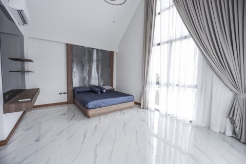 Villa à Pattaya, Thaïlande 4 chambres № 173464 - photo 13