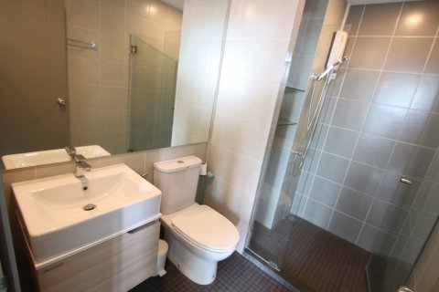 Кондоминиум с 2 спальнями в Бангне, Бангкок, Таиланд № 173468 - фото 5