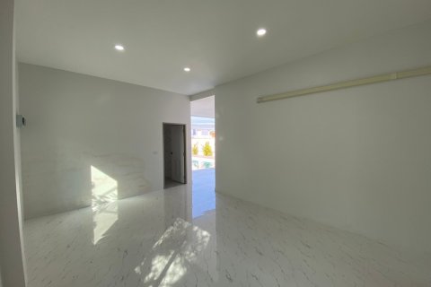 Villa in Hua Hin, Thailand 4 Schlafzimmer № 222103 - Foto 9
