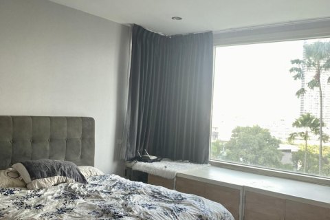 Condo in Bangkok, Thailand, 3 bedrooms  № 160166 - photo 9