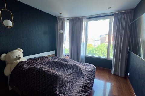 Condo in Bangkok, Thailand, 3 bedrooms  № 160166 - photo 7