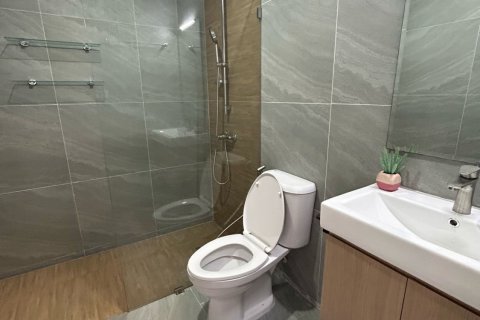 Кондоминиум с 2 спальнями в Бангкоке, Таиланд № 160168 - фото 9