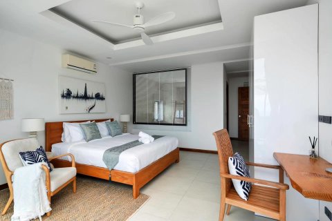 Villa in Ko Samui, Thailand 4 bedrooms № 180176 - photo 2