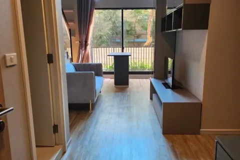 Studio dans le Condo à Sathon, Bangkok, Thaïlande  № 164794