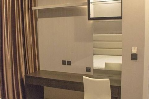 Condo in Phaya Thai, Bangkok, Thailand, 2 bedrooms  № 164799 - photo 6