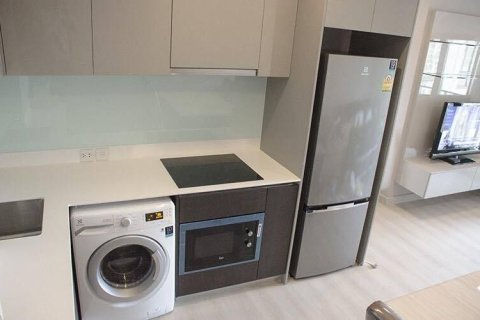 Condo in Phaya Thai, Bangkok, Thailand, 2 bedrooms  № 164799 - photo 5