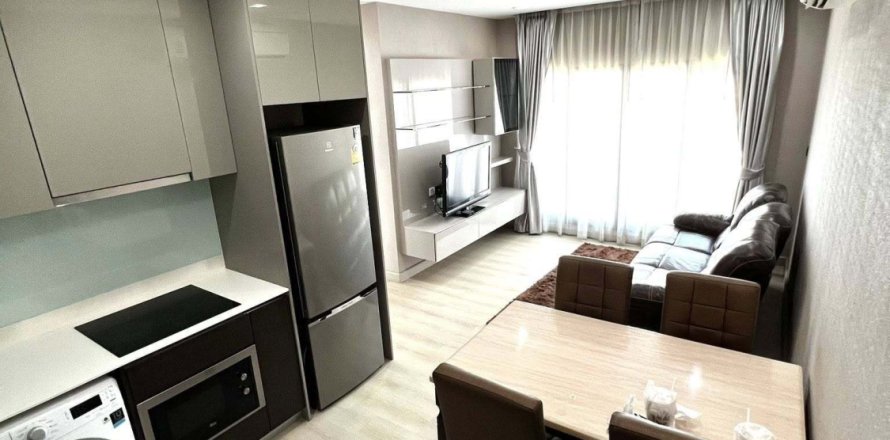 Condo in Phaya Thai, Bangkok, Thailand, 2 bedrooms  № 164799