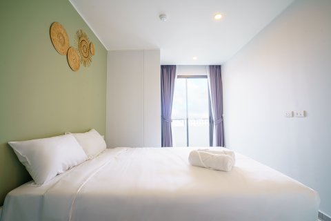 Condo in Phuket, Thailand, 2 bedrooms  № 148026 - photo 12