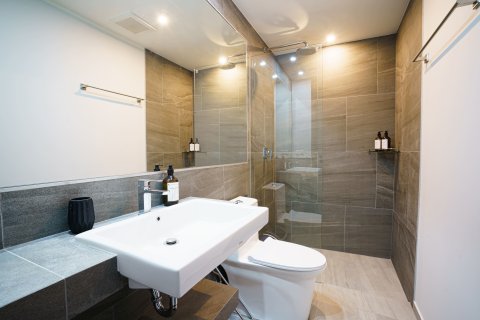 Condo in Phuket, Thailand, 2 bedrooms  № 148026 - photo 6