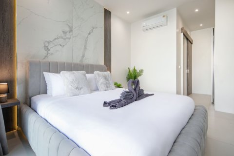Villa in Phuket, Thailand 3 bedrooms № 148028 - photo 10