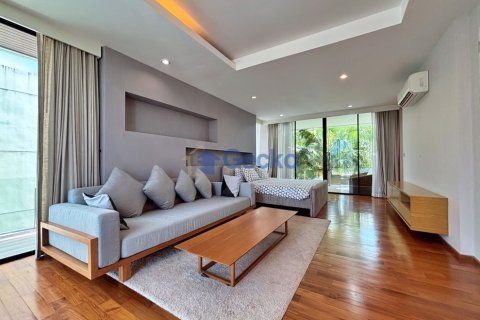 House in Pattaya, Thailand 3 bedrooms № 195908 - photo 7