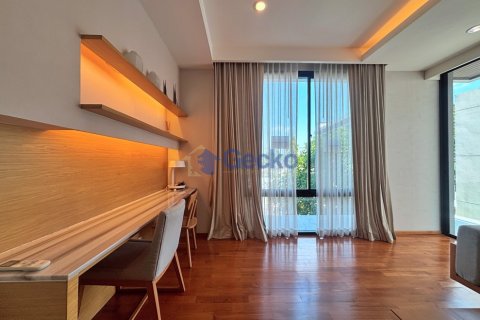 House in Pattaya, Thailand 3 bedrooms № 195908 - photo 17