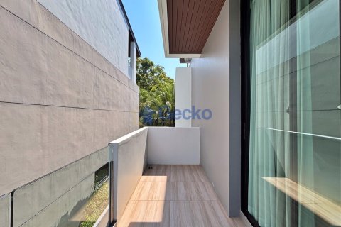 House in Pattaya, Thailand 3 bedrooms № 195908 - photo 27