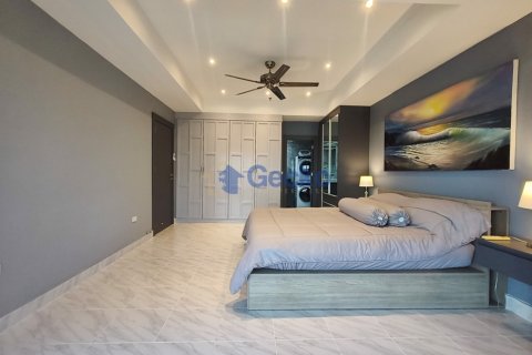 Condo in Pattaya, Thailand, 1 bedroom  № 195906 - photo 12
