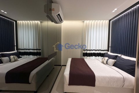 Condo in Pattaya, Thailand, 2 bedrooms  № 195904 - photo 18
