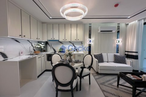 Condo in Pattaya, Thailand, 2 bedrooms  № 195904 - photo 5