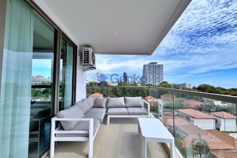 Condo in Pattaya, Thailand, 2 bedrooms  № 195907