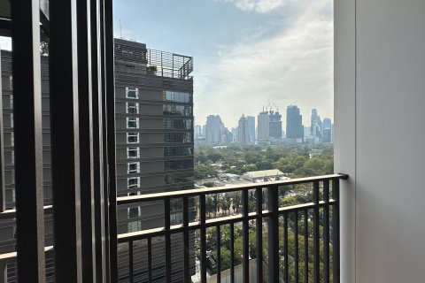 Condo in Pathum Wan, Bangkok, Thailand, 1 bedroom  № 173941 - photo 2