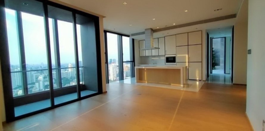 Penthouse in Bangkok, Thailand 3 bedrooms № 181038
