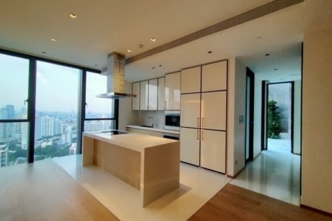 Penthouse in Bangkok, Thailand 3 bedrooms № 181038 - photo 3