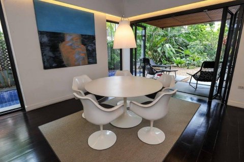 House in Bangkok, Thailand 5 bedrooms № 181039 - photo 17