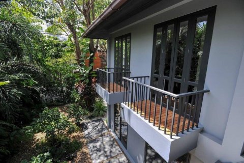 House in Bangkok, Thailand 5 bedrooms № 181039 - photo 14