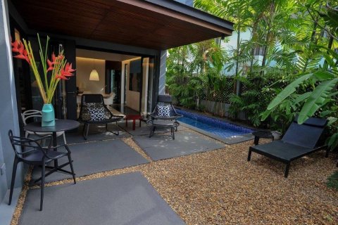 House in Bangkok, Thailand 5 bedrooms № 181039 - photo 12