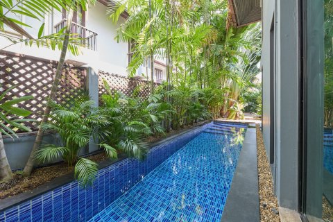 House in Bangkok, Thailand 5 bedrooms № 181039 - photo 22