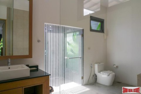 Villa in Bang Tao, Thailand 1 bedroom № 199502 - photo 3