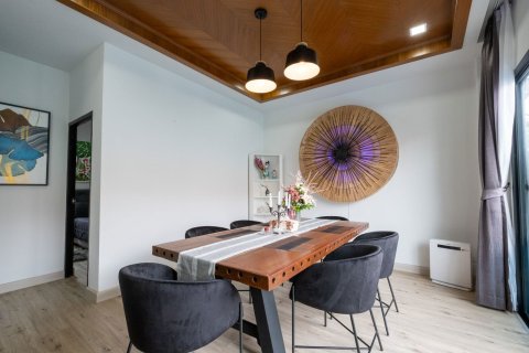 Villa in Chiang Mai, Thailand 4 bedrooms № 155360 - photo 10