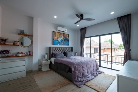 Villa in Chiang Mai, Thailand 4 bedrooms № 155360 - photo 13